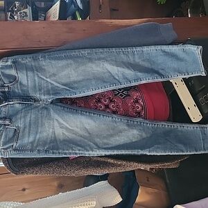 AMERICAN EAGLE OUFITTERS WOMEN'S SUPER STRETCH X JEGGING SIZE 2S